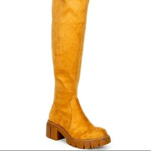 ⚠️ SALE ‼️ NEW Steve Madden boots